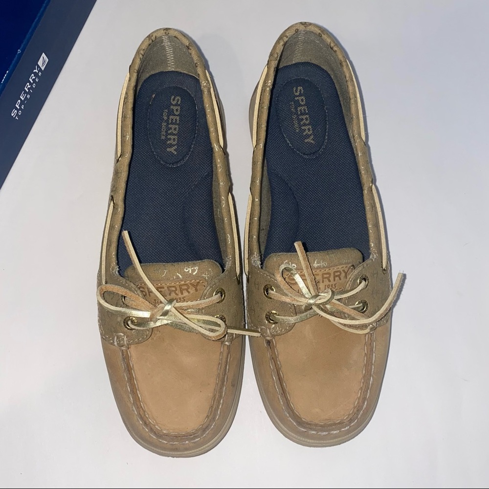 Sperry - Picture 2 of 6